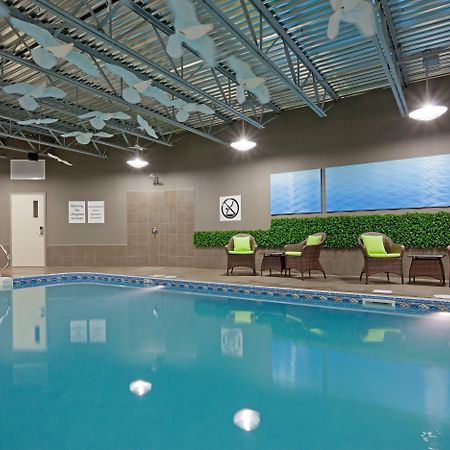 Holiday Inn Express Hotel & Suites Saint - Hyacinthe By Ihg Exterior foto