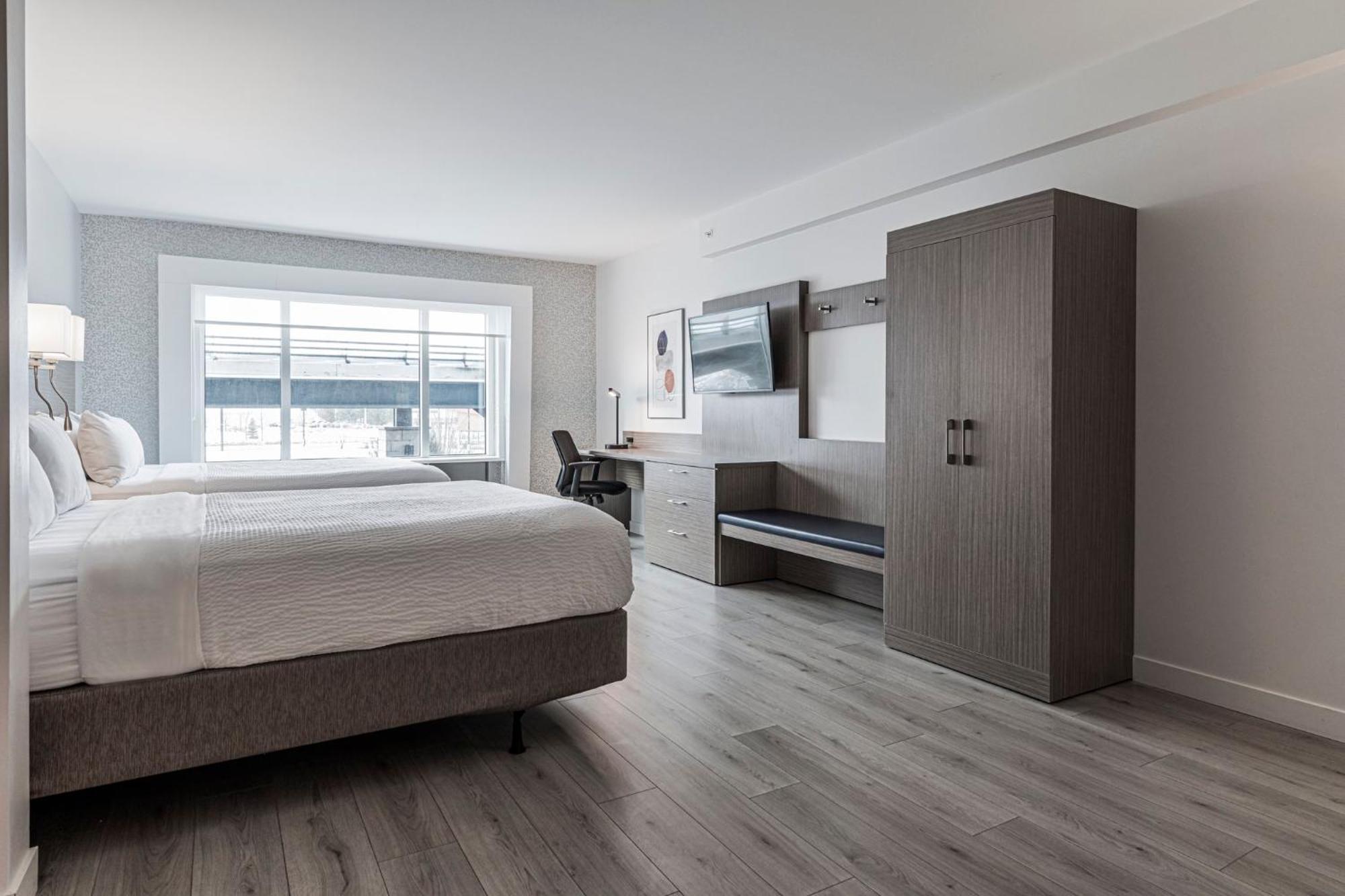 Holiday Inn Express Hotel & Suites Saint - Hyacinthe By Ihg Exterior foto