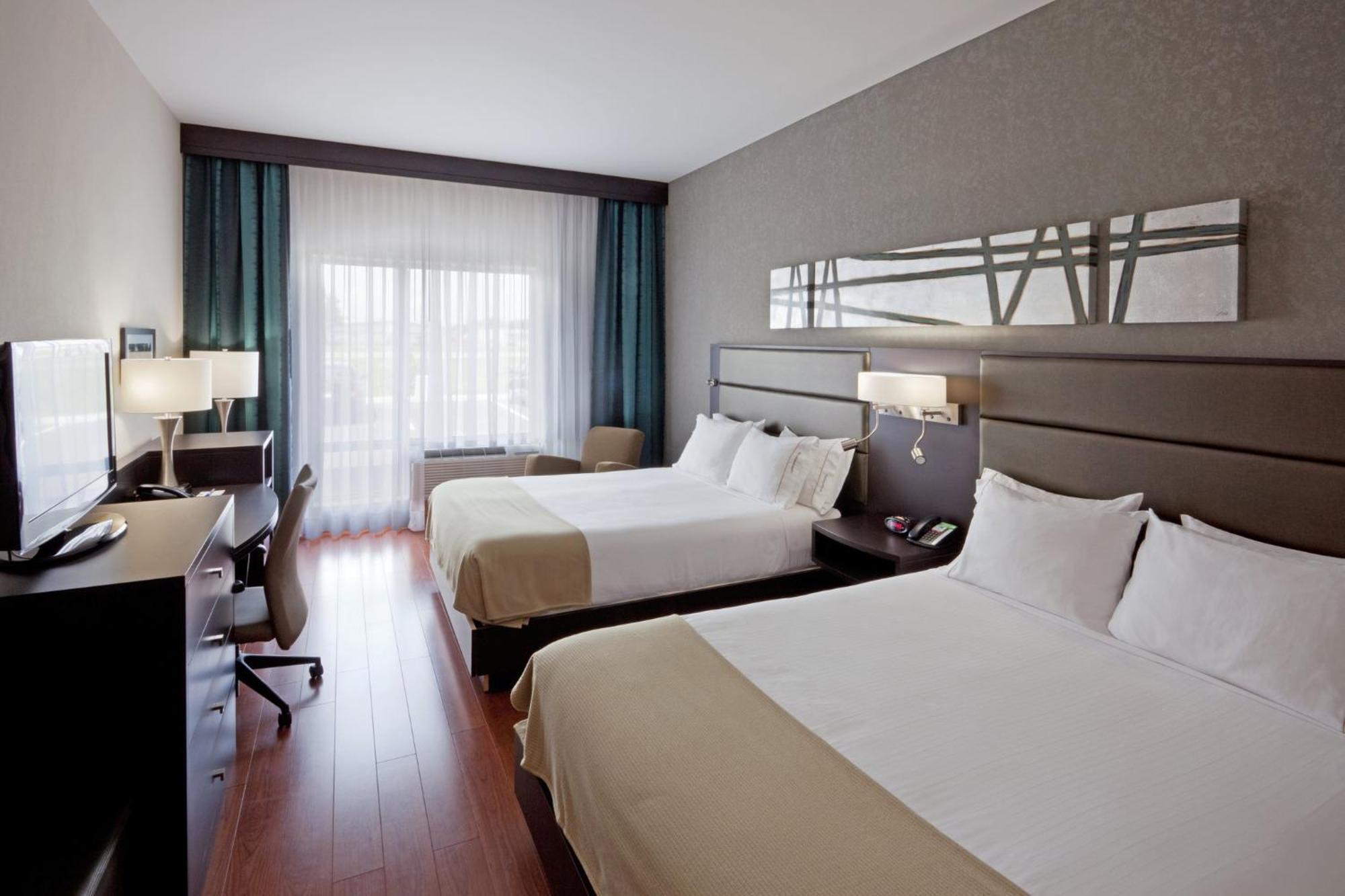 Holiday Inn Express Hotel & Suites Saint - Hyacinthe By Ihg Exterior foto